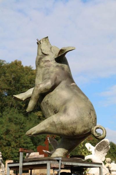 Schwein-Bronze-Bronzeschwein-Springbrunnen-Gartenbrunnen-ULRICH-GARTEN-Schwäbisch-Gmünd
