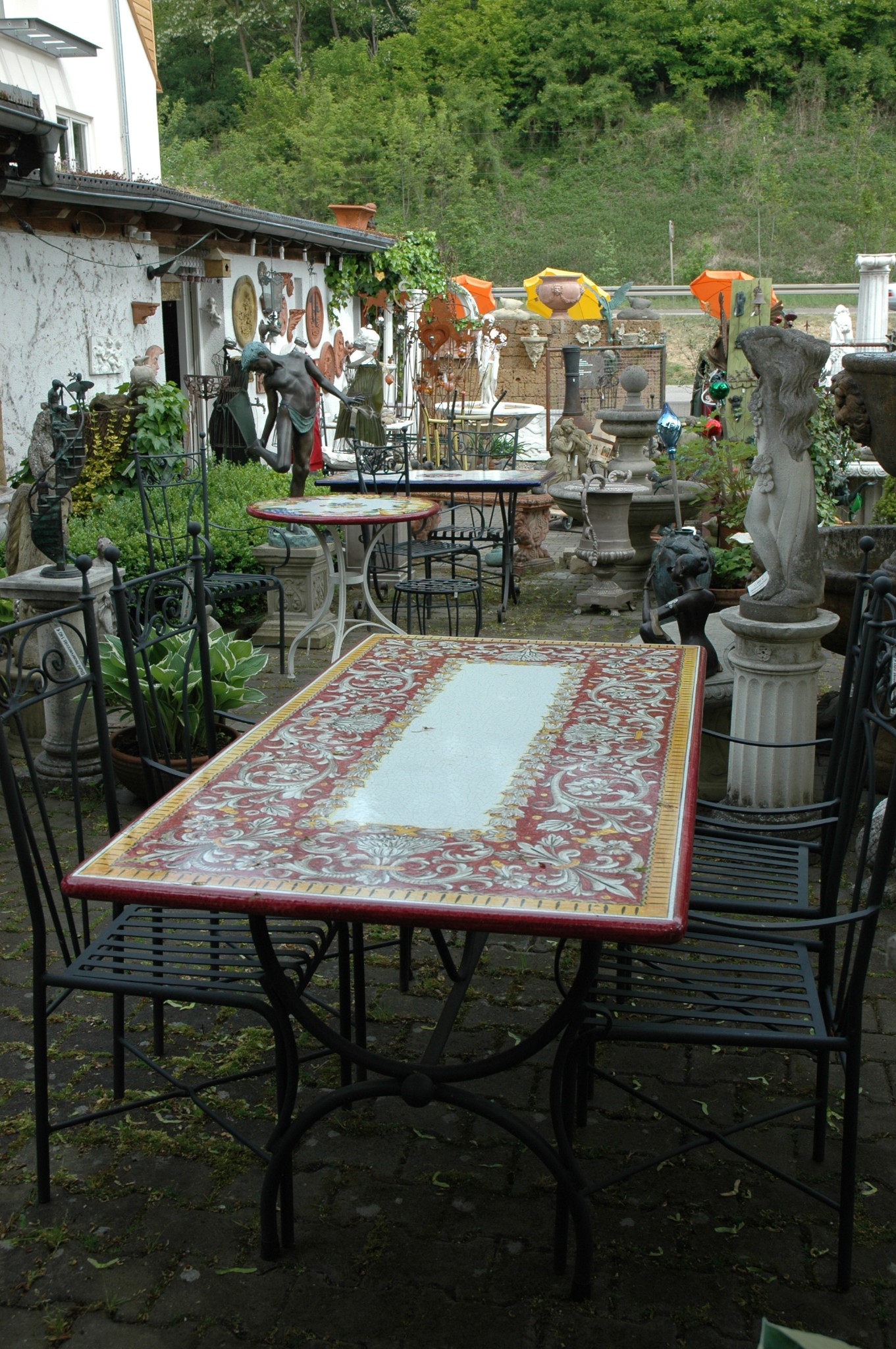Gartenmoebel - Deruta - Tisch- Eisenstuhl