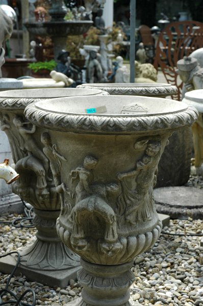 Englischer Antiksteinguss - Amphore - Vase mit Fuß